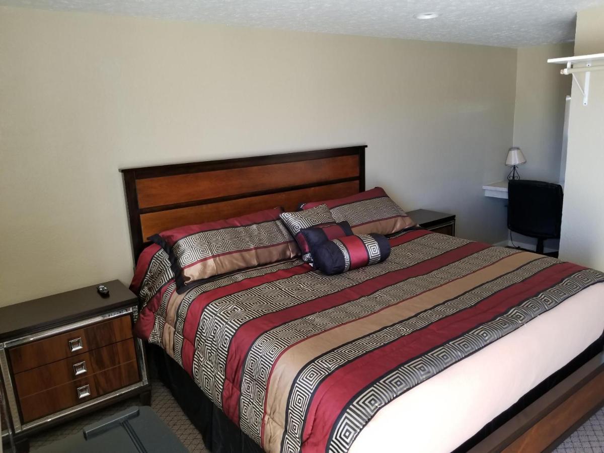 Best Inn Motel Salina Exterior photo